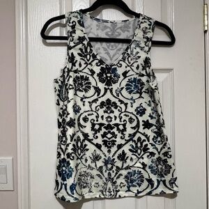 Chic Black and Blue Floral Tank Top